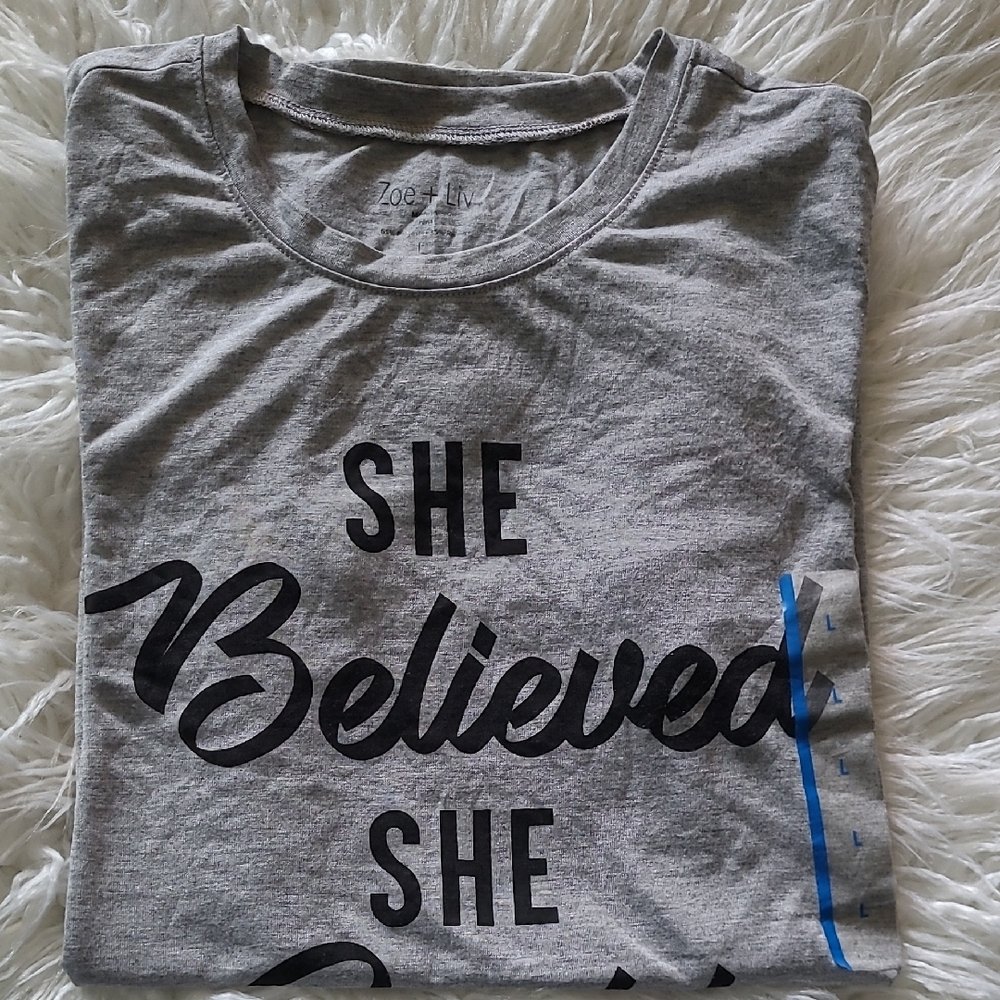 Zoe + Liv Gray Short Sleeve Crew Neck Tee